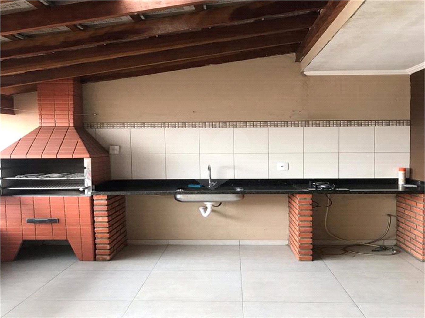 Sobrado à venda com 3 suítes em Vila Haro, Sorocaba, SP