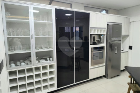 Casa à venda com 3 suítes no condomínio Residencial Chácara Ondina, Sorocaba - SP