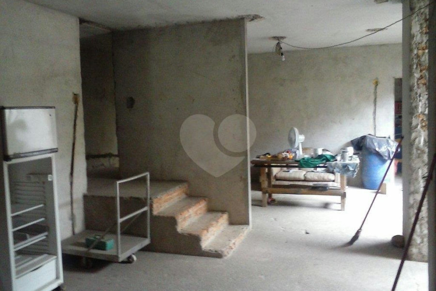 Sobrado à venda com 4 quartos, sendo 1 suíte, em Barro Branco (zona Norte), São Paulo, SP