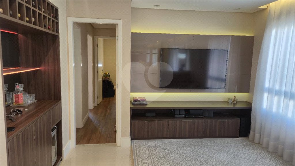 Apartamento à venda com 3 quartos, sendo 1 suíte, no Centro, São Bernardo do Campo, SP