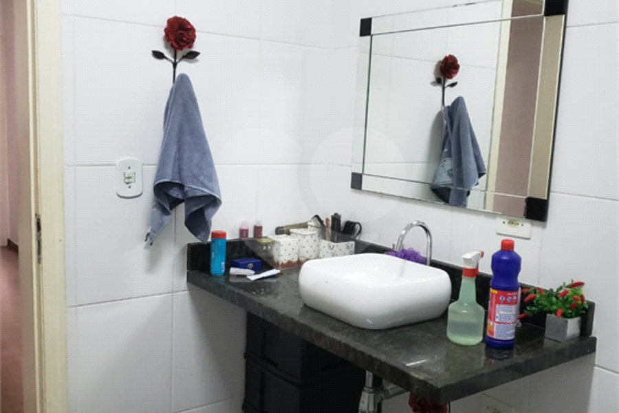 Sobrado à venda com 3 quartos, sendo 1 suíte, em Parada Inglesa, São Paulo, SP