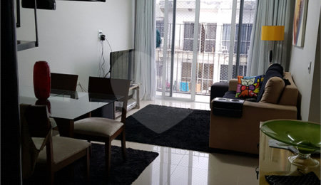 Cobertura à venda com 3 quartos, sendo 1 suíte,  em Rio Comprido, Rio de Janeiro, RJ