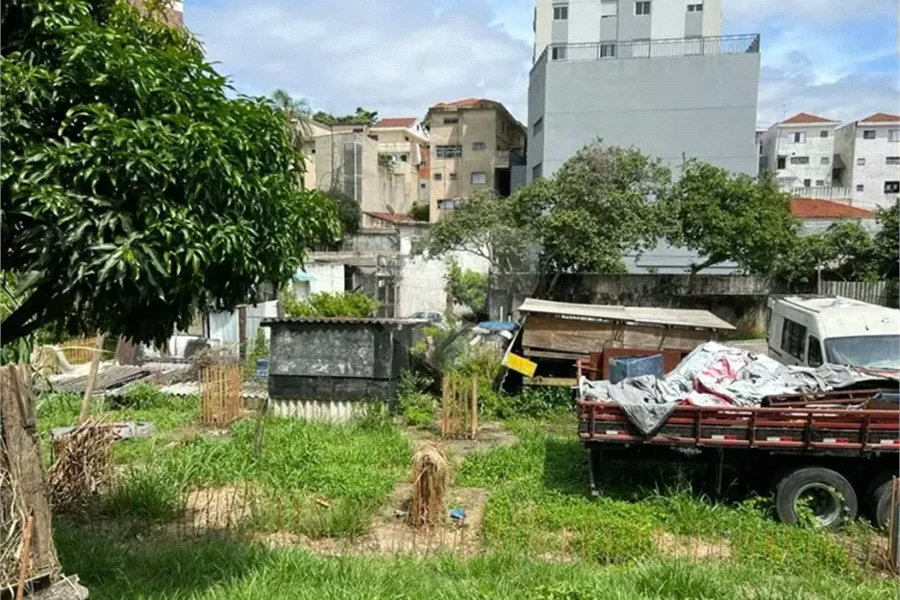 Terreno à venda em Vila Nivi, São Paulo, SP