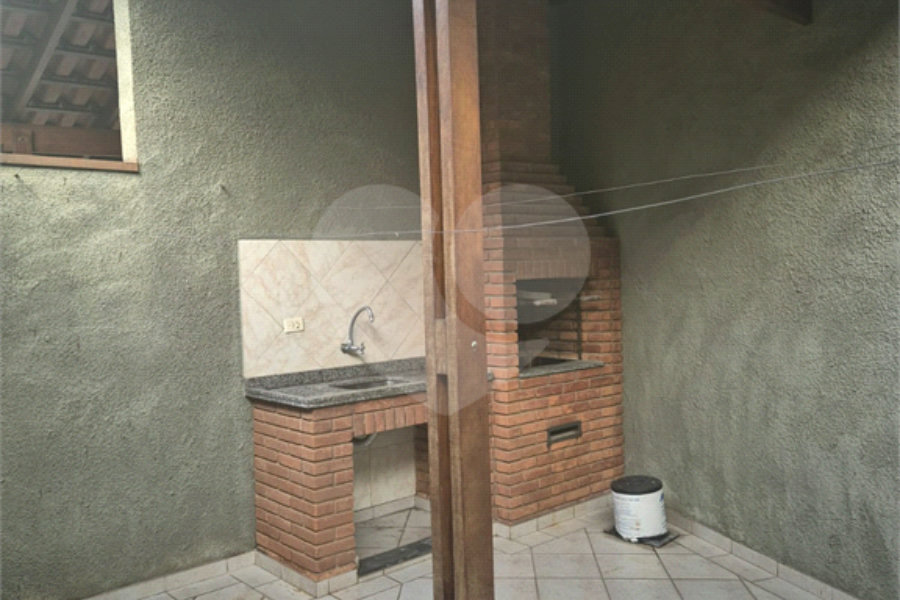 Sobrado à venda com 3 quartos, sendo 1 suíte, em Vila Bonilha, São Paulo, SP