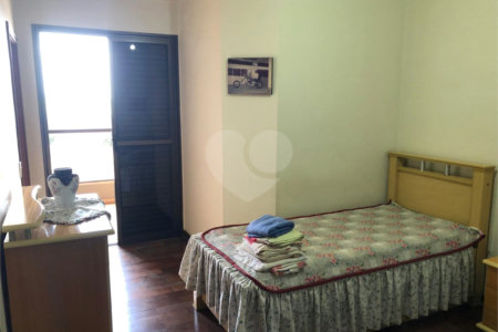 Apartamento à venda com 4 suítes em Vila Henrique, Salto, SP