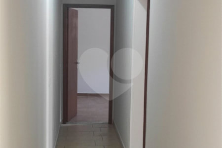 Casa à venda com 3 quartos, sendo 1 suíte,  em Jardim Santa Marta, Salto, SP