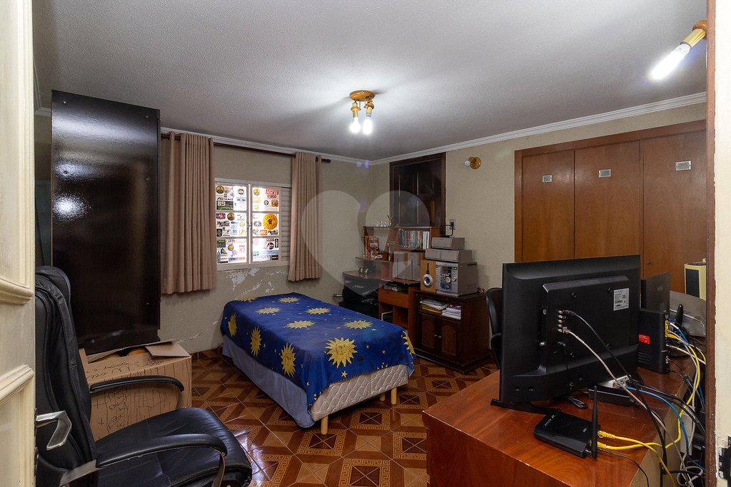 Sobrado à venda com 3 quartos em Jardim Santa Mônica, São Paulo, SP