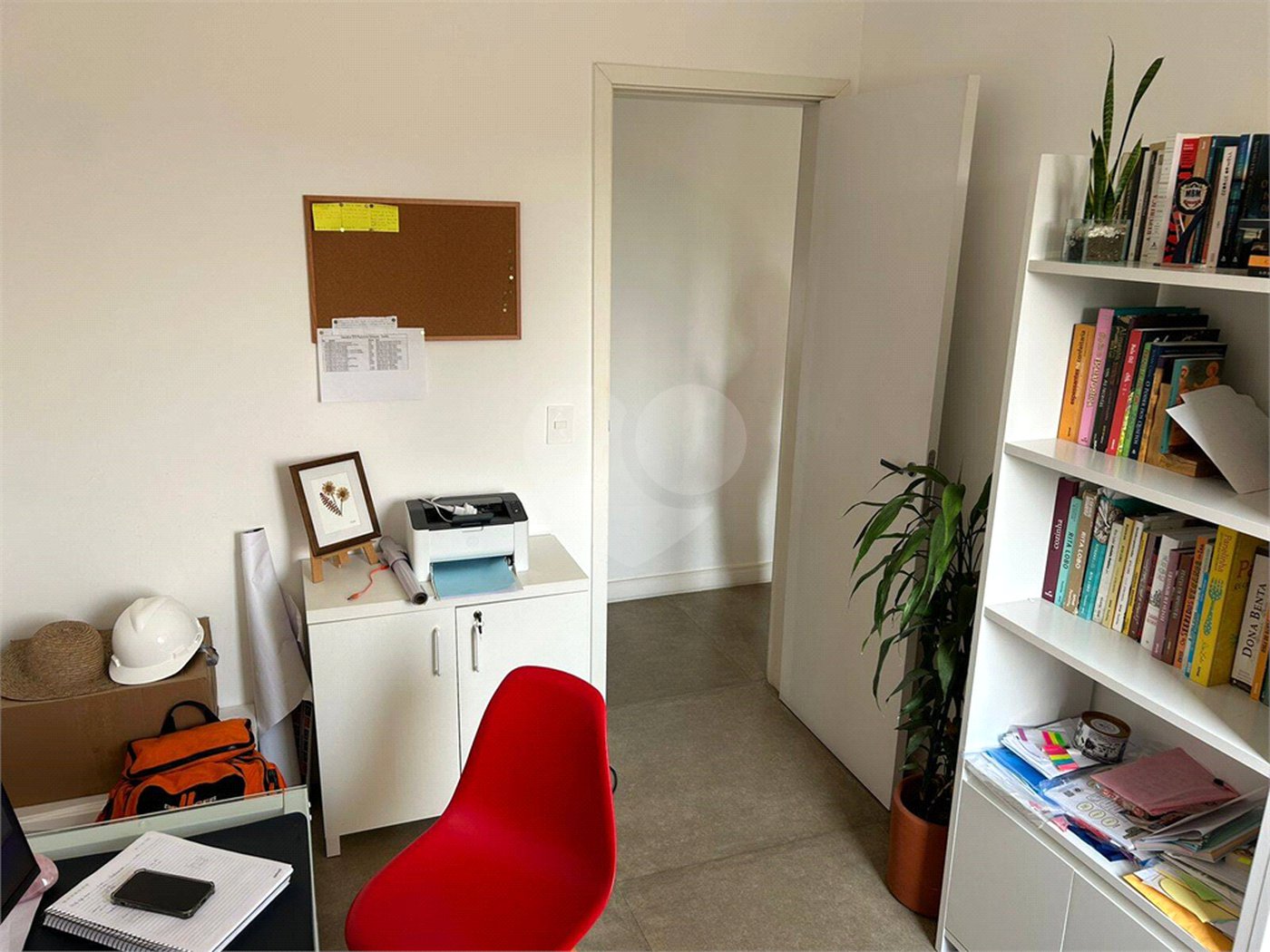 Apartamento à venda com 4 quartos, sendo 1 suíte,  em Jardim Armênia, Mogi das Cruzes, SP