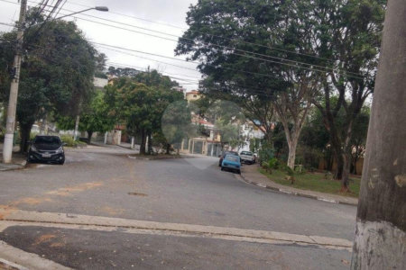 Sobrado à venda com 3 quartos, sendo 1 suíte, em Jardim Franca, São Paulo, SP