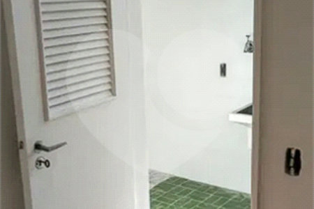 Apartamento à venda com 4 quartos, sendo 1 suíte, em Vila Olímpia, São Paulo, SP