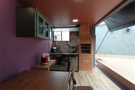 Casa à venda com 3 quartos, sendo 1 suíte,  em Jardim Santa Rosália, Sorocaba, SP