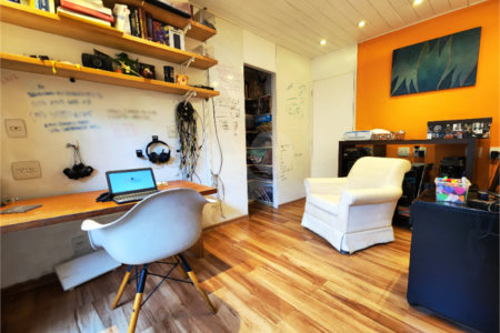 Casa à venda com 4 quartos, sendo 2 suítes,  no condomínio Vila Nova de Gaia, São Paulo - SP