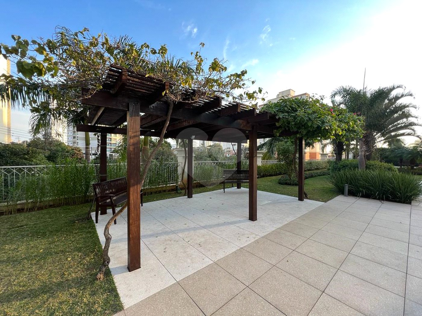 Apartamento à venda com 2 suítes em Jardim Portal da Colina, Sorocaba, SP