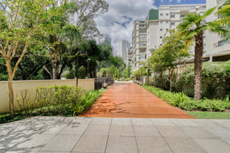 Apartamento à venda com 4 suítes em Alto da Boa Vista, São Paulo, SP