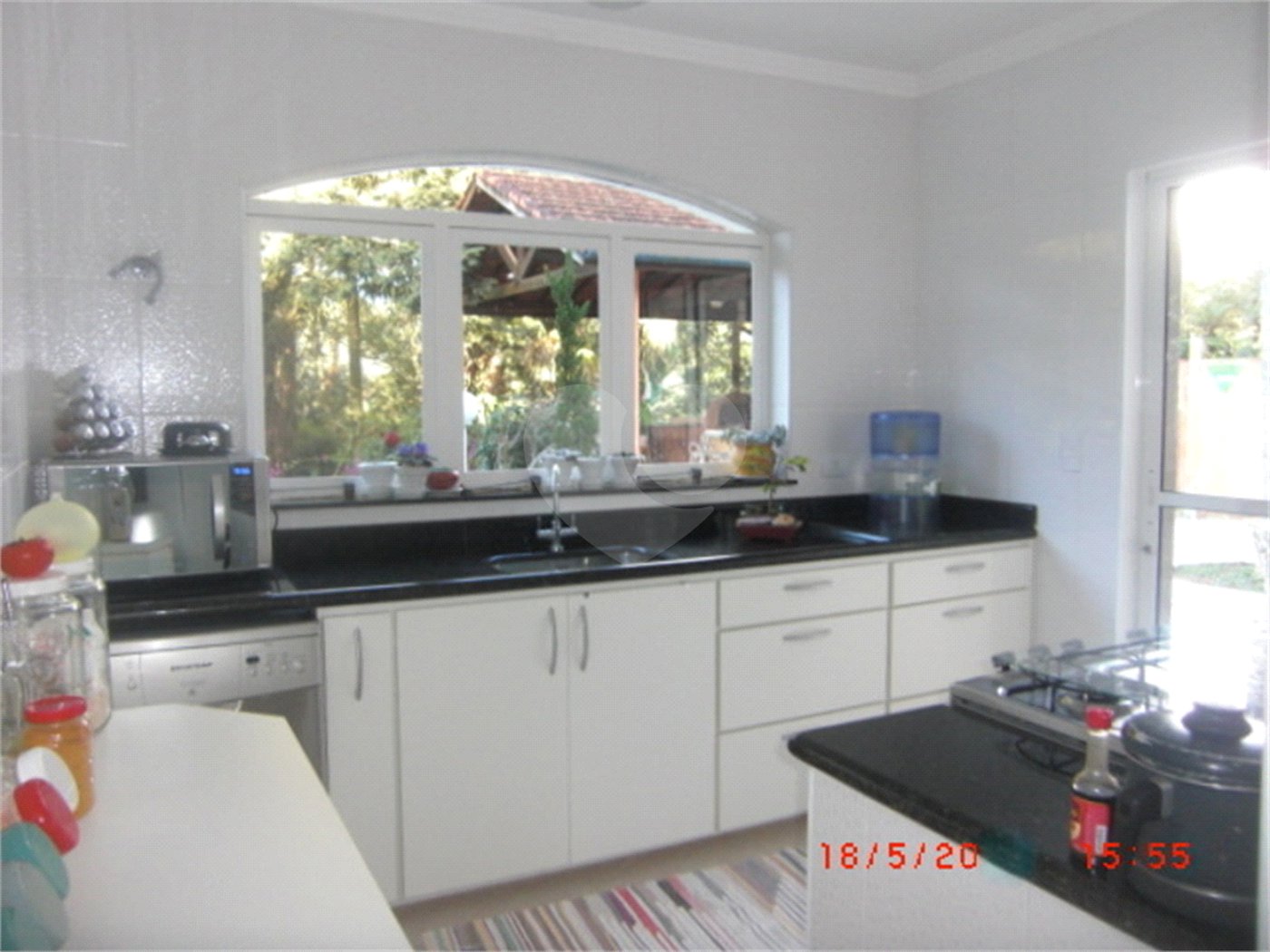 Sobrado à venda com 4 quartos, sendo 2 suítes,  em Roseira, Mairiporã, SP