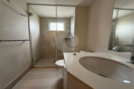 Apartamento à venda ou para alugar com 3 quartos, sendo 1 suíte, em Vila Andrade, São Paulo, SP