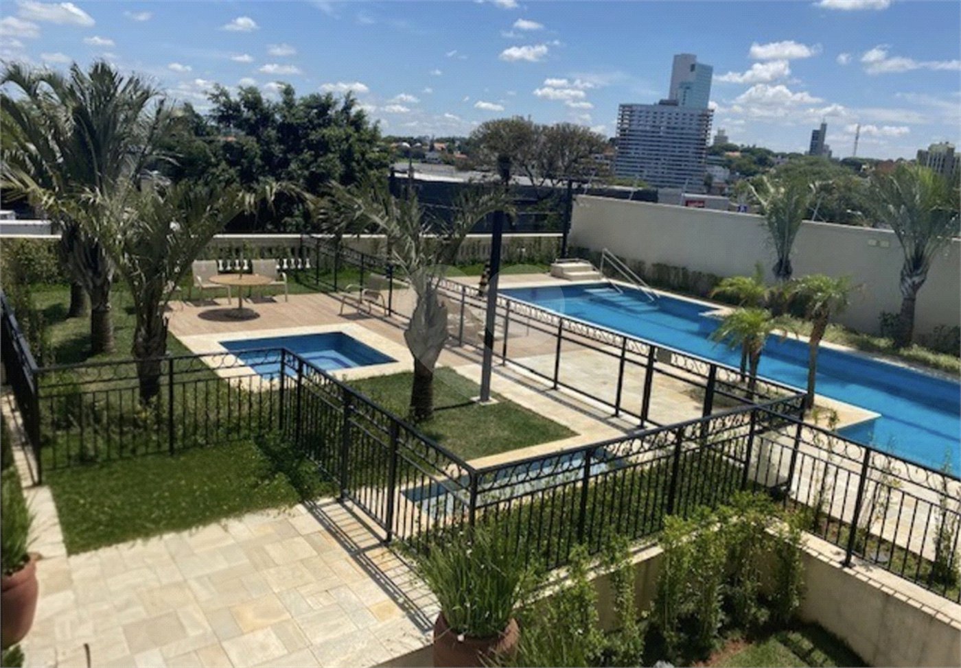 Apartamento à venda com 4 suítes em Anhangabaú, Jundiaí, SP