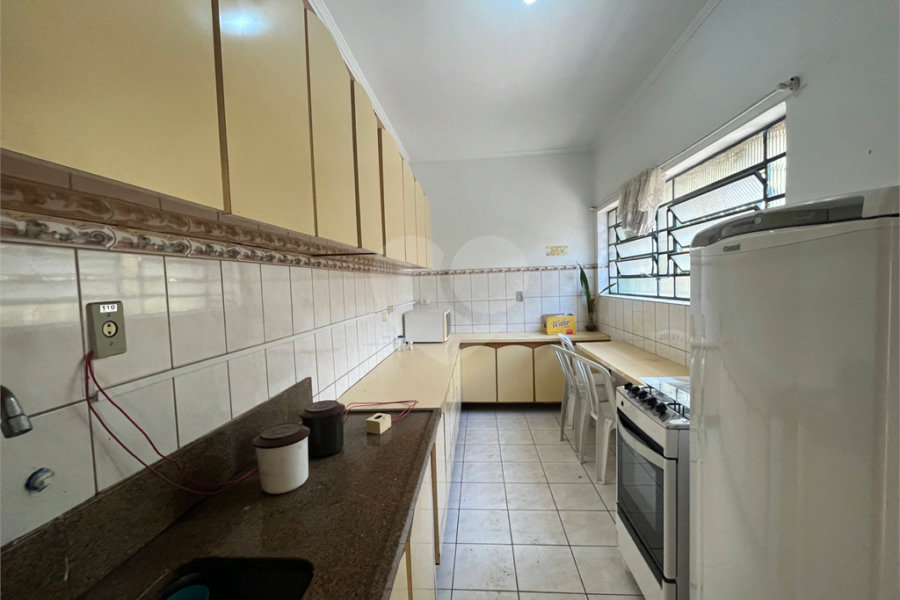 Sobrado à venda com 4 quartos, sendo 1 suíte, em Vila Guilherme, São Paulo, SP