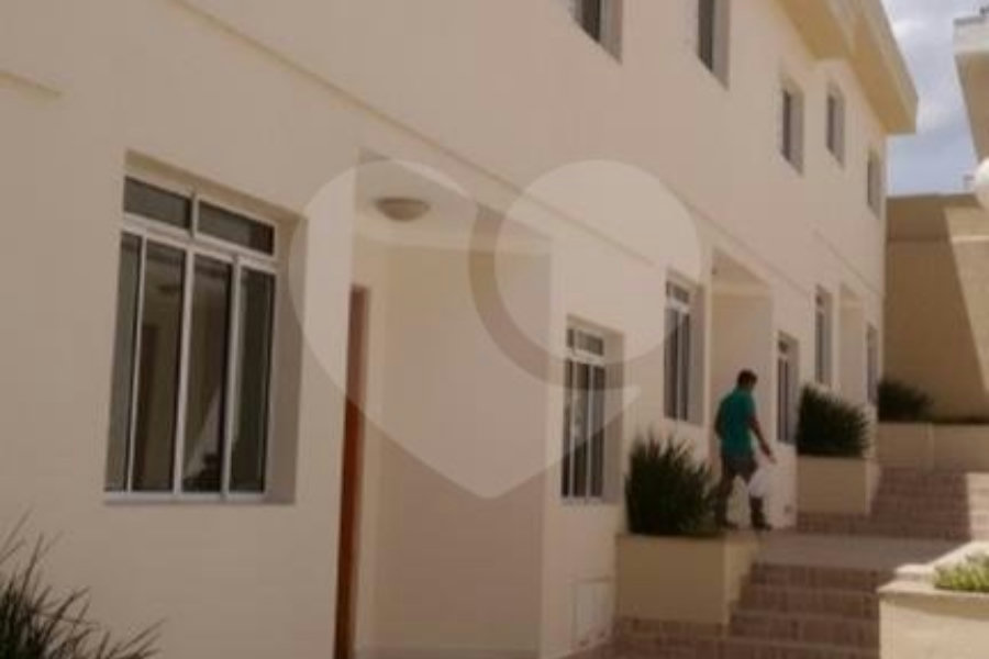 Casa à venda com 3 quartos, sendo 1 suíte, em Jaçanã, São Paulo, SP