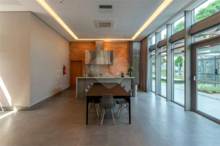 Apartamento à venda com 4 suítes em Vila Gomes Cardim, São Paulo, SP