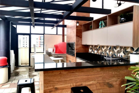 Apartamento à venda com 2 quartos, sendo 1 suíte, em Moema, São Paulo, SP