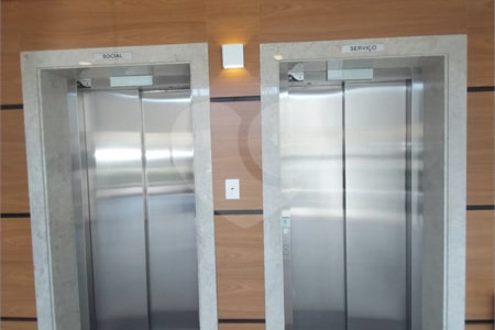 Apartamento à venda com 3 quartos, sendo 1 suíte, em Vila Rubens, Mogi das Cruzes, SP