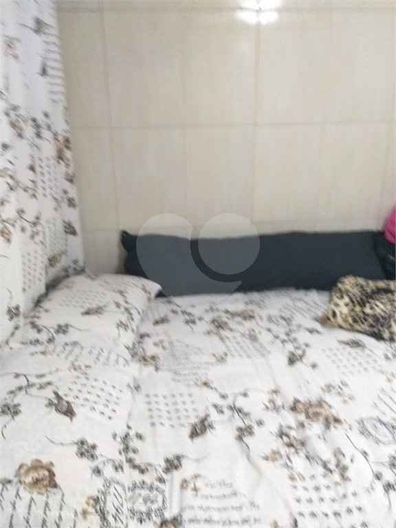 Sobrado à venda com 4 quartos, sendo 2 suítes, em Parque Edu Chaves, São Paulo, SP