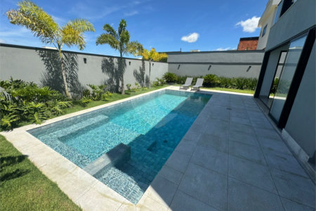 Casa à venda com 4 suítes no condomínio Villas do Golf, Itu - SP
