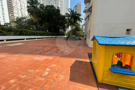 Apartamento à venda com 3 quartos, sendo 1 suíte,  em Brooklin Paulista, São Paulo, SP