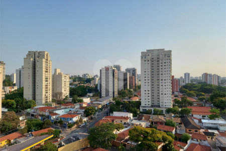 Apartamento à venda com 2 quartos, sendo 1 suíte, em Jardim das Acácias, São Paulo, SP