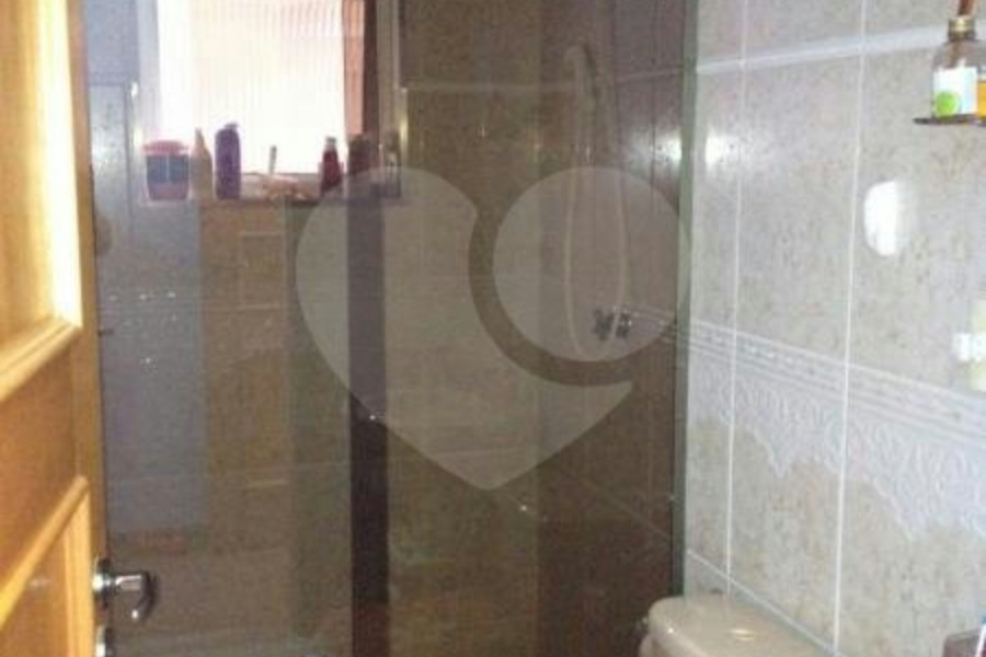 Sobrado à venda com 3 quartos, sendo 1 suíte, em Vila Nova Cachoeirinha, São Paulo, SP