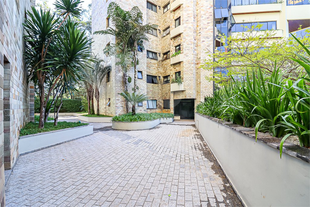 Apartamento à venda ou para alugar com 4 suítes em Jardim Vitória Régia, São Paulo, SP