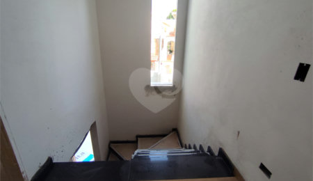 Sobrado à venda com 3 quartos, sendo 1 suíte,  em Jardim do Colégio (zona Norte), São Paulo, SP