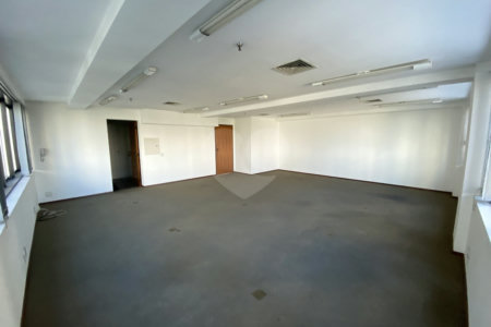 Conjunto comercial com 146m², 3 vagas, à venda no Brooklin