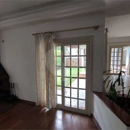 Casa para venda ou aluguel - Condomínio São Paulo II - Cotia.