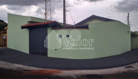 Casa à venda com 3 quartos, sendo 1 suíte,  em Parque Sisi, São Carlos, SP