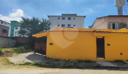 Casa à venda ou para alugar com 3 quartos, sendo 2 suítes, em CAMPO GRANDE, Rio de Janeiro, RJ
