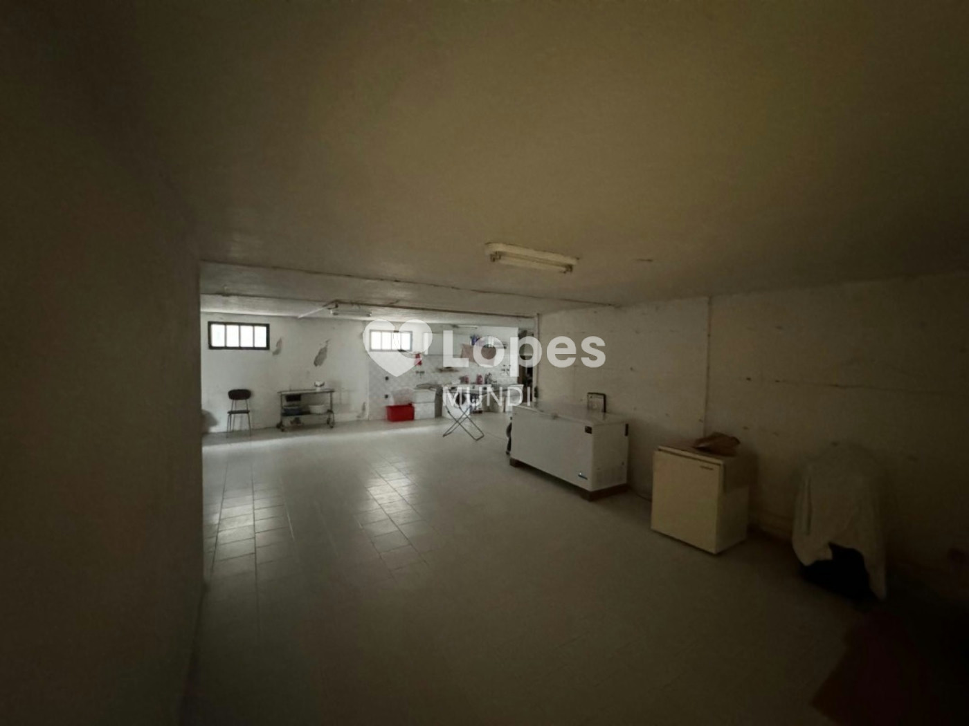 Casa multifamiliar à venda em Verona, Itália – 3 unidades e 12.000 m²
