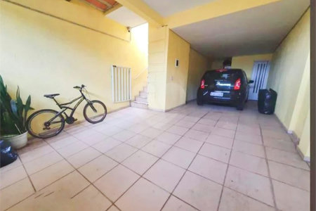 Casa à venda com 3 quartos, sendo 1 suíte,  em Jardim Monte Kemel, São Paulo, SP