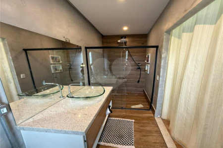 Casa à venda com 3 suítes em Taboão, São Roque, SP