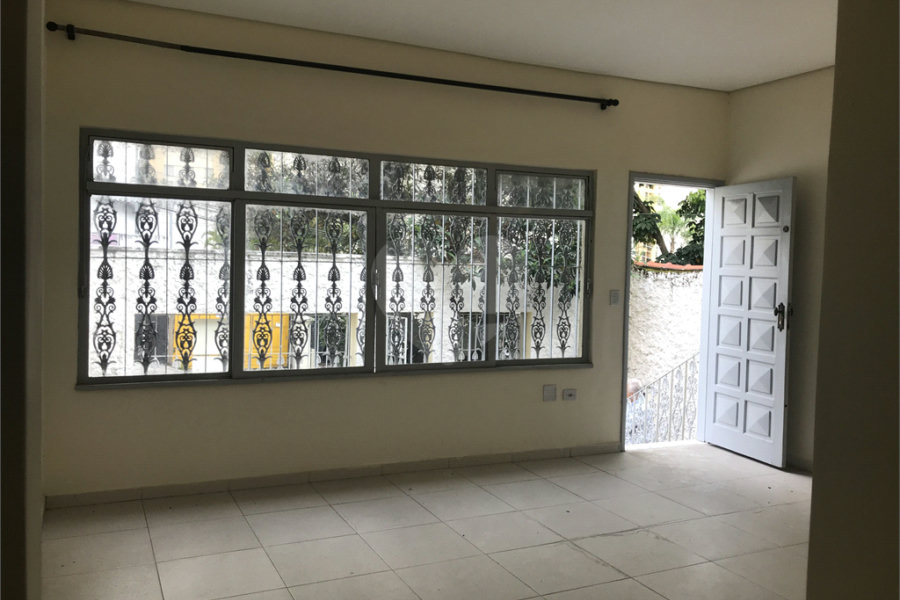 Casa à venda com 4 quartos, sendo 1 suíte, em Santana, São Paulo, SP