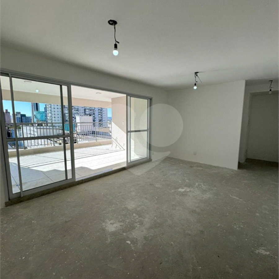 Apartamento à venda com 3 suítes em Brás, São Paulo, SP