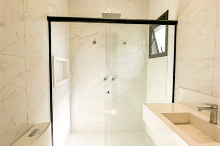 Casa à venda com 3 suítes no condomínio Residencial Mont'alcino, Valinhos - SP