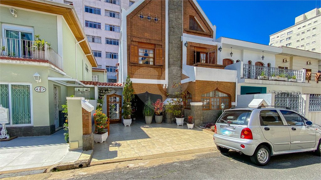 Casa de Vila à venda com 4 quartos, sendo 2 suítes, em Cambuci, São Paulo, SP