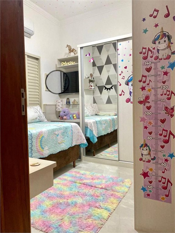Casa à venda com 3 quartos, sendo 1 suíte, em Vila Miranda, Sumaré, SP
