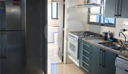 Cobertura à venda com 5 quartos, sendo 3 suítes,  em Vila Andrade, São Paulo, SP