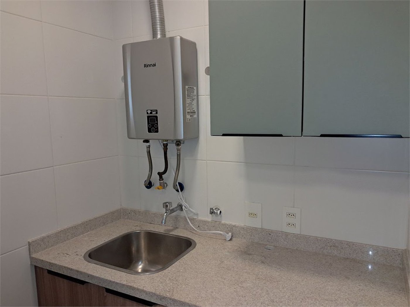 Apartamento Residencial à venda, Gonzaga, Santos - AP0822.