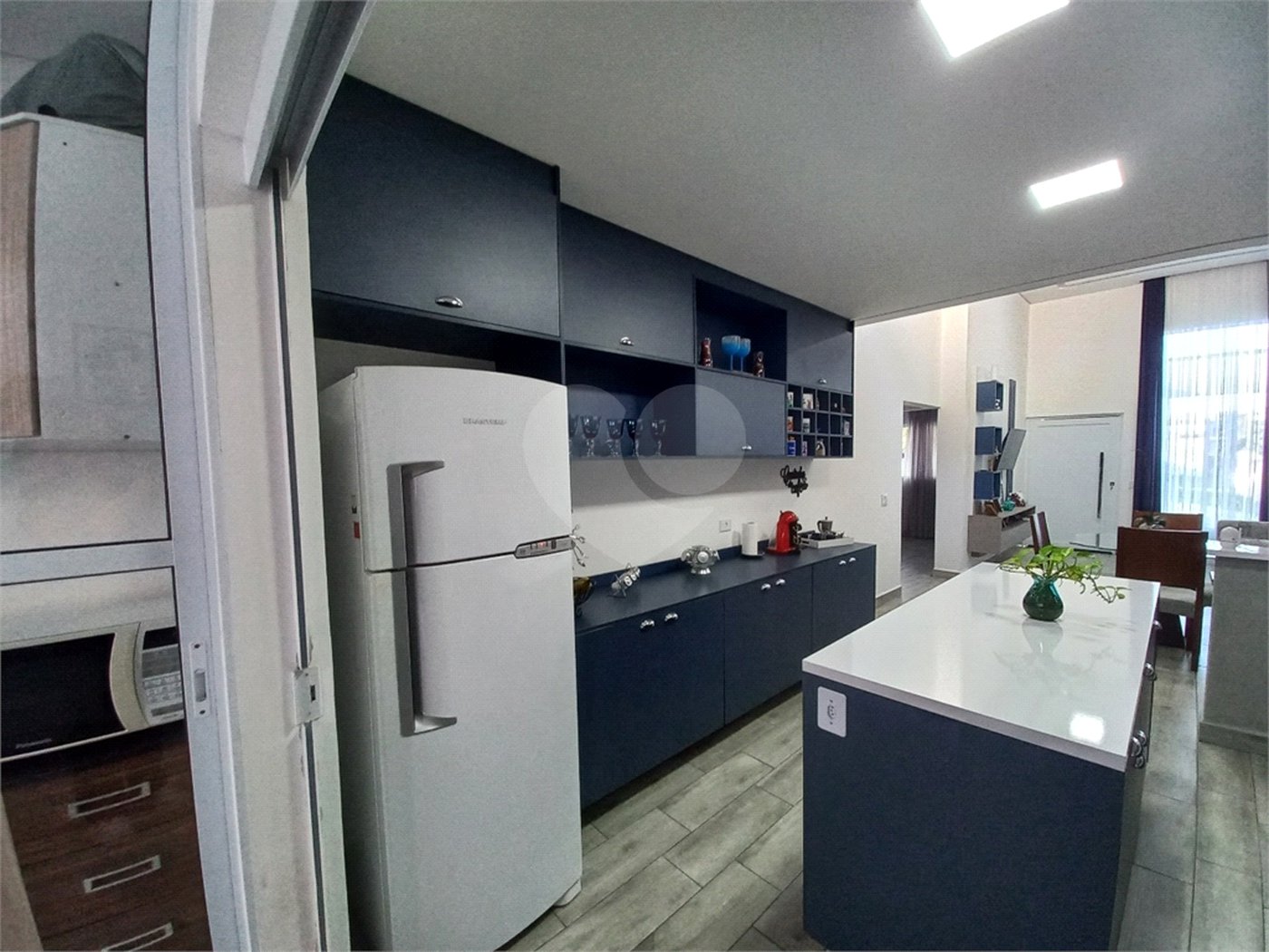 Casa à venda com 2 quartos, sendo 1 suíte, no condomínio Horto Florestal Villagio, Sorocaba - SP
