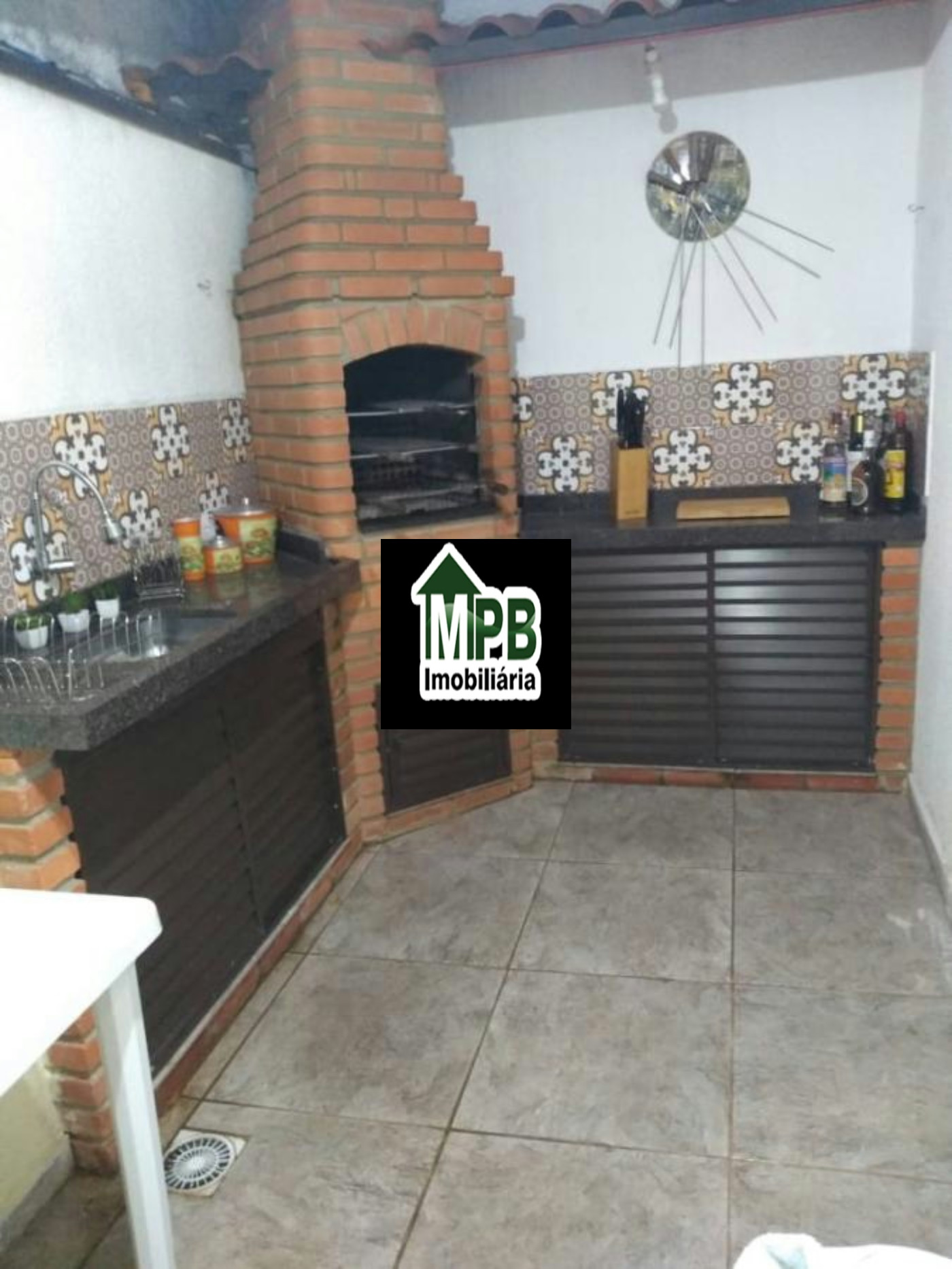 Casa à venda com 2 quartos em Lopes De Oliveira, Sorocaba, SP