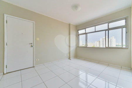 3 Quartos 0 Suites 2 Banheiros 0 Vagas 76 Área Útil 113 Área Total.